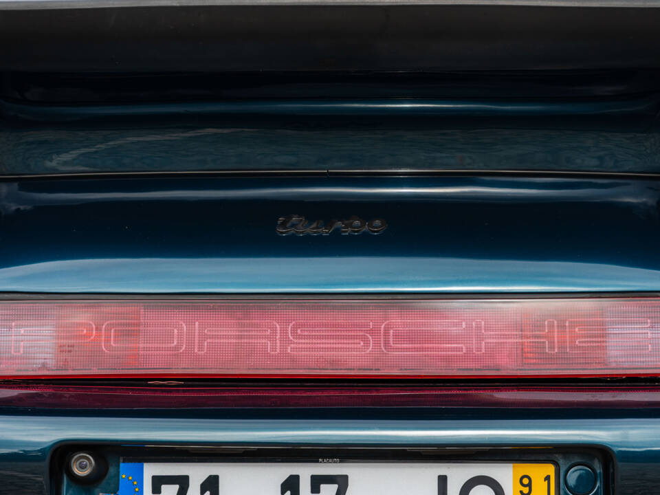 Image 25/87 of Porsche 911 Turbo 3.3 (1991)