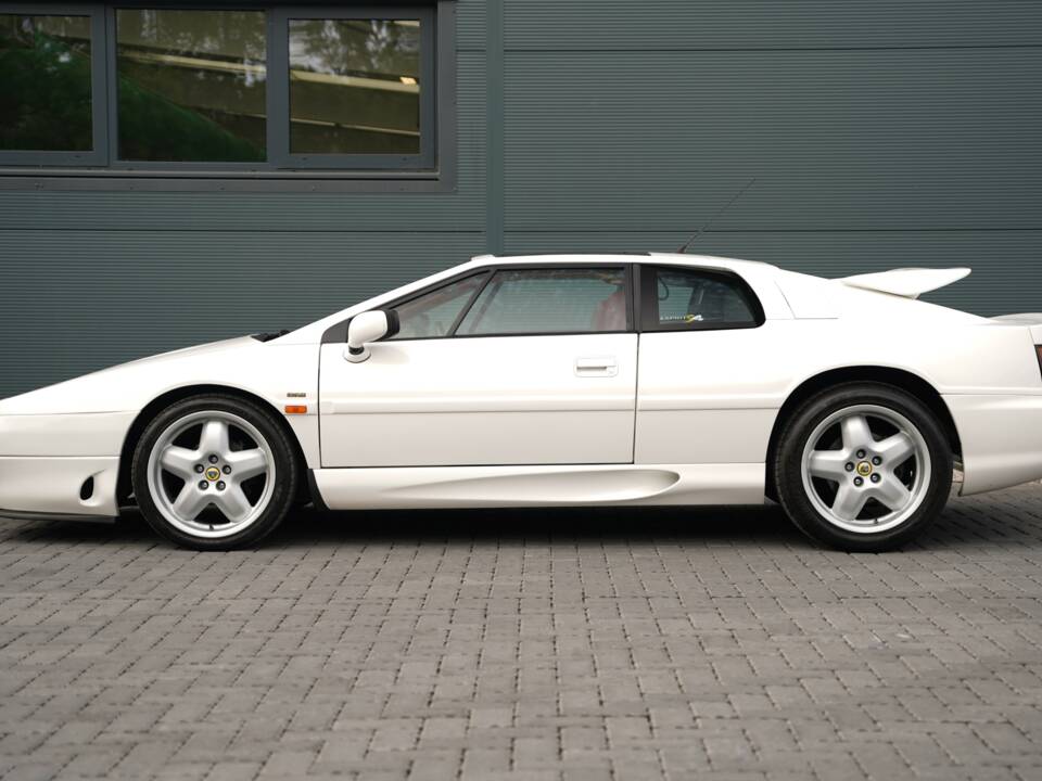 Image 6/50 of Lotus Esprit S4 (1994)