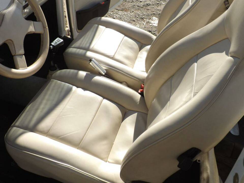 Image 37/50 of Volkswagen Beetle 1303 LS (1973)