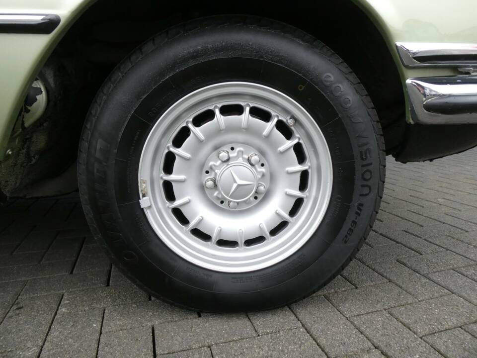Immagine 21/21 di Mercedes-Benz 350 SE (1977)
