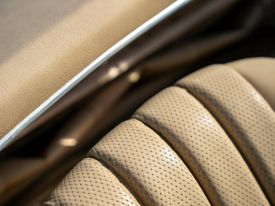 Afbeelding 28/38 van Mercedes-Benz 300 SL Roadster (1961)