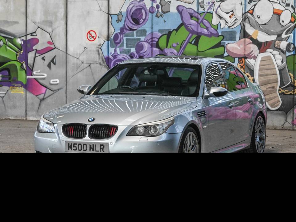 Immagine 3/58 di BMW M5 (2007)