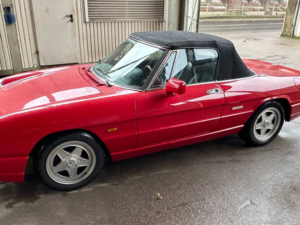Image 1/5 of Alfa Romeo 2.0 Spider (1993)