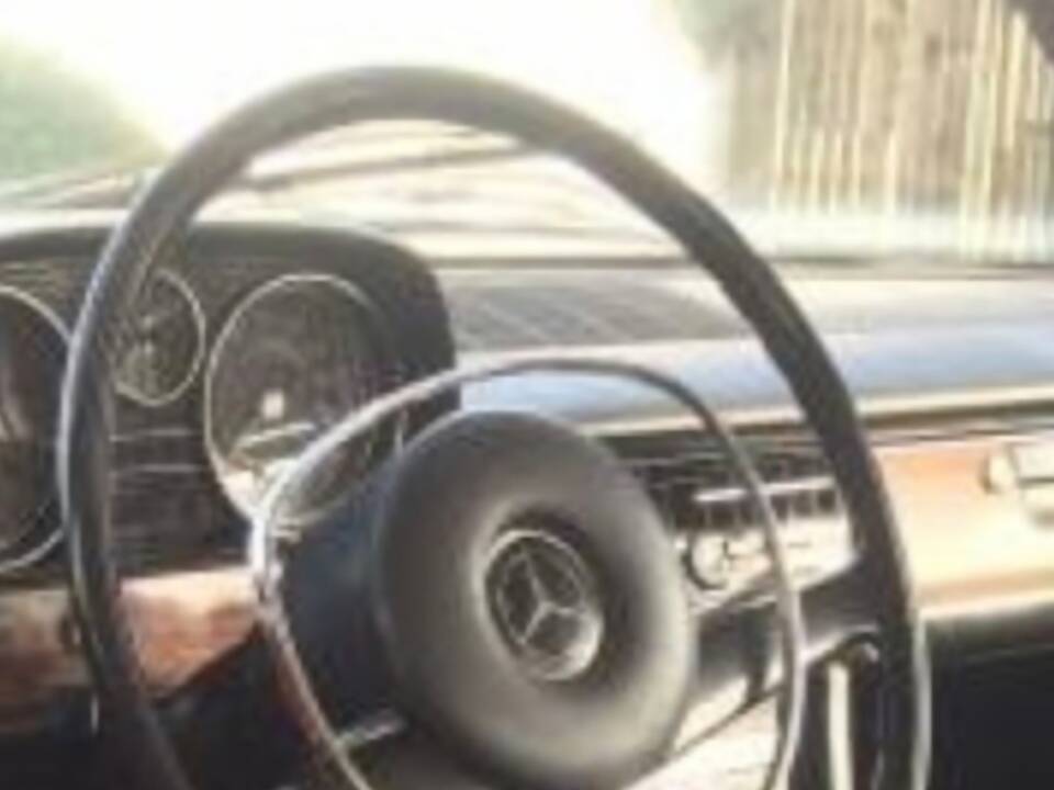 Bild 6/7 von Mercedes-Benz 250 CE (1972)