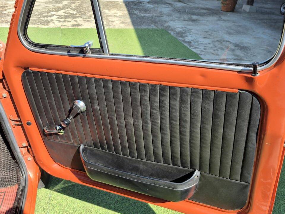 Bild 27/41 von FIAT 500 L (1972)