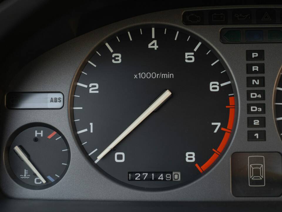 Bild 47/50 von Honda Legend (1992)