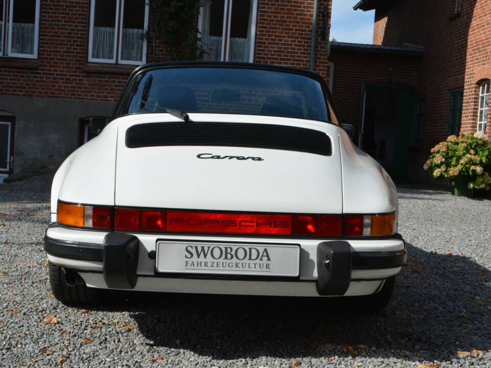 Bild 4/15 von Porsche 911 Carrera 3.2 (1986)