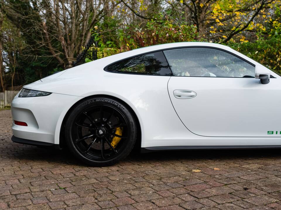 Image 9/42 of Porsche 911 R (2016)