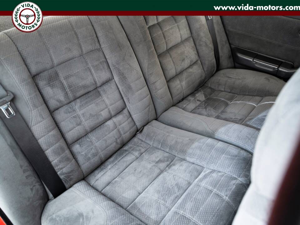 Image 12/15 de Lancia Delta 1.6 HF (1991)