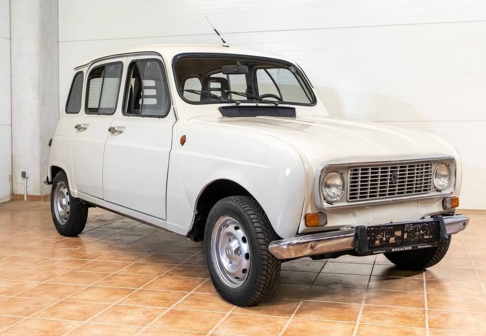 Immagine 47/54 di Renault R 4 TL (1987)