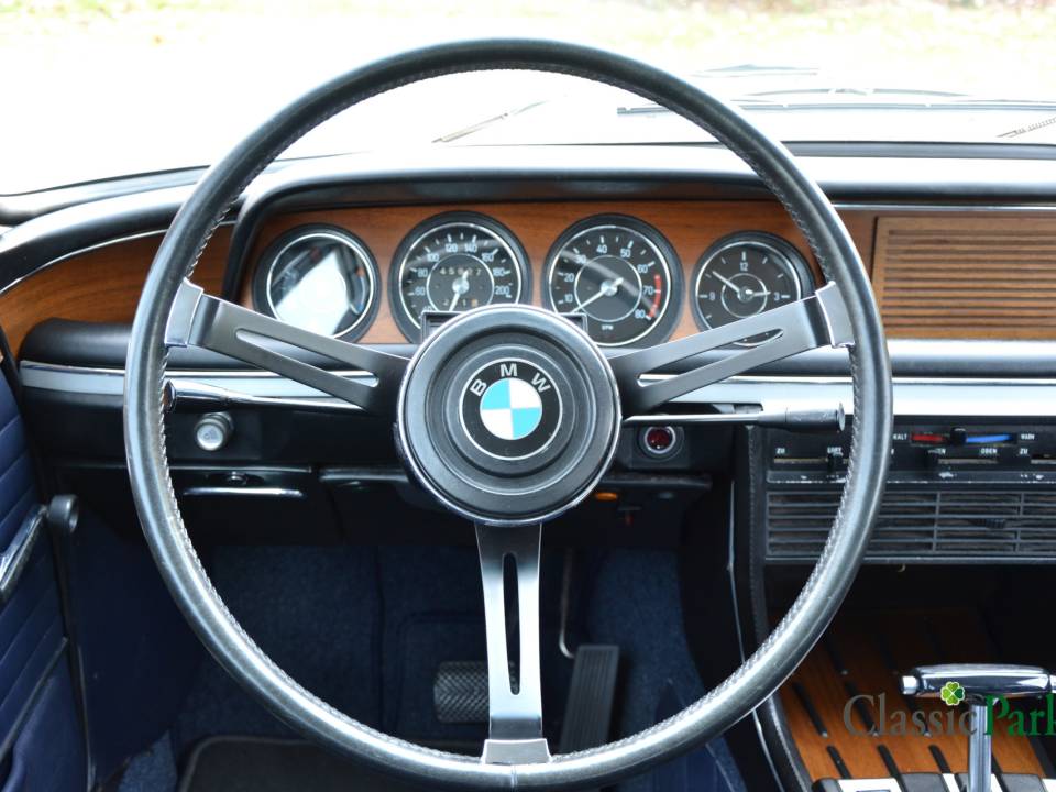 Bild 35/50 von BMW 3,0 CS (1973)