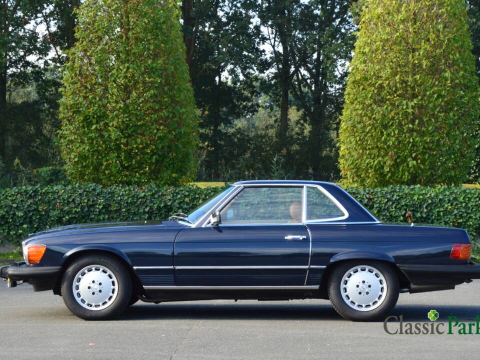Image 8/50 de Mercedes-Benz 380 SL (1982)