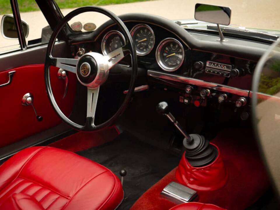 Afbeelding 7/7 van Alfa Romeo Giulia 1600 Spider Veloce (1964)