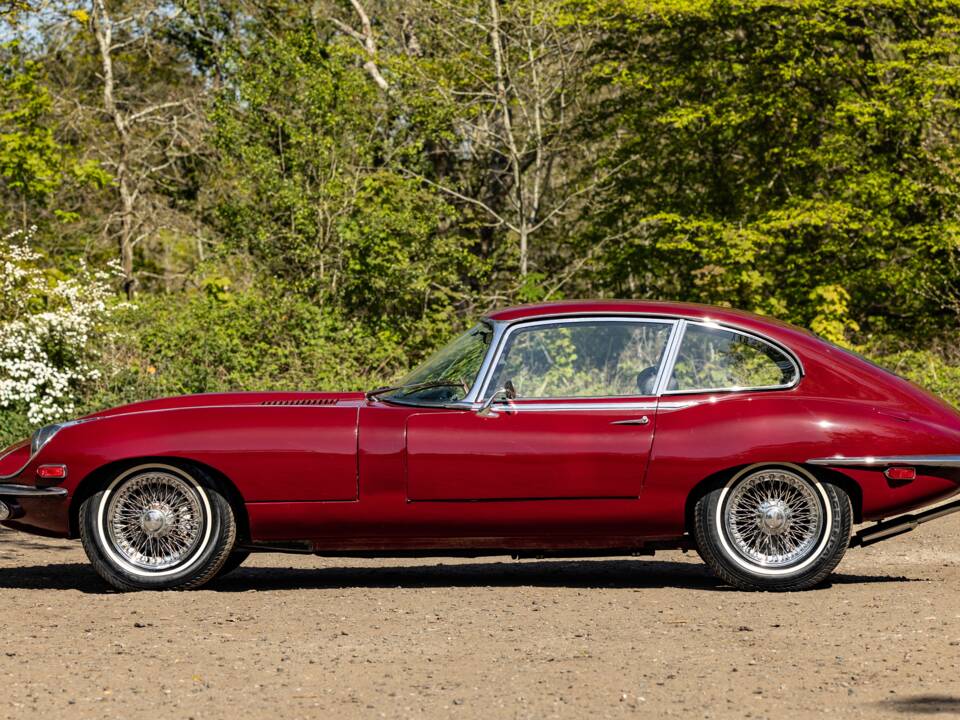 Imagen 2/25 de Jaguar Type E (2+2) (1969)