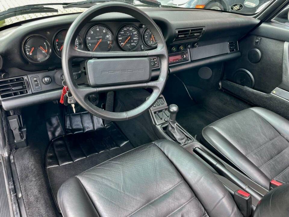 Bild 11/20 von Porsche 911 Carrera 4 (1990)