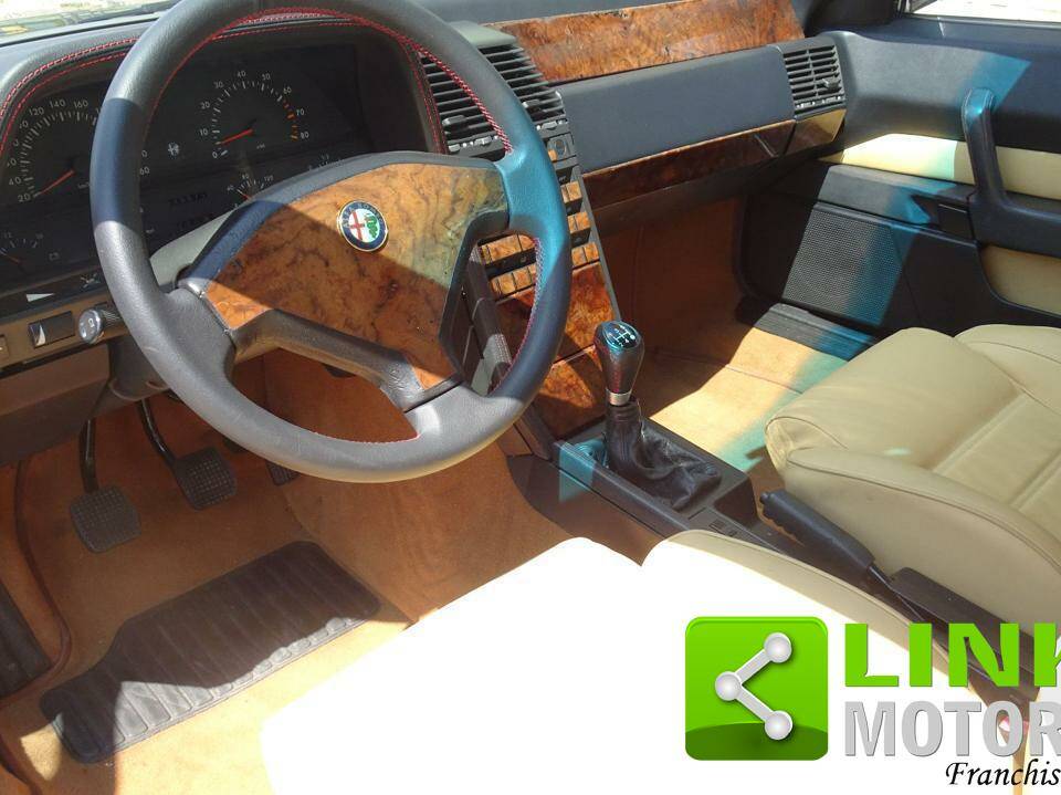 Afbeelding 6/10 van Alfa Romeo 164 3.0 V6 Quadrifoglio (1991)
