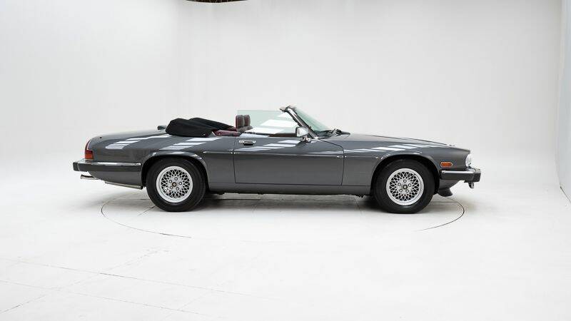 Image 6/15 of Jaguar XJS 5.3 V12 (1989)
