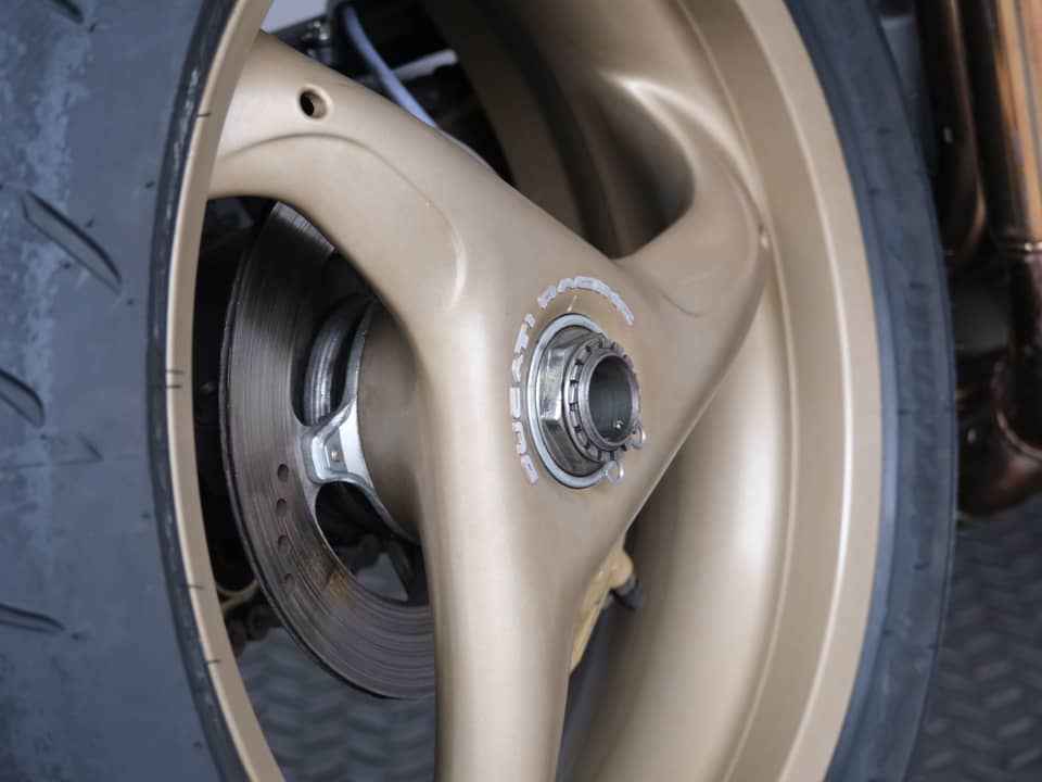 Bild 82/93 von Ducati 916 Strada (1994)