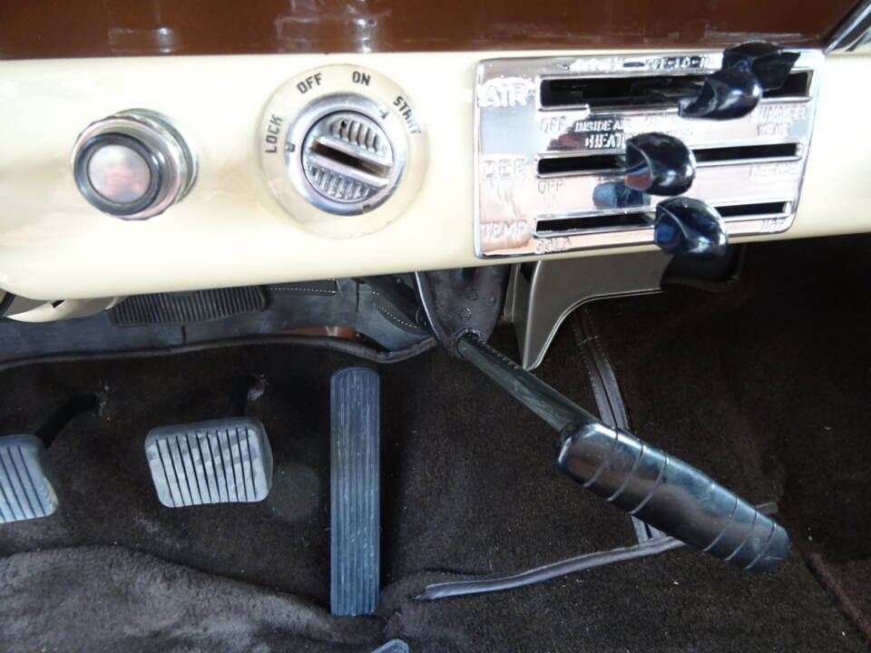 Image 28/57 de Chevrolet 210 (1953)