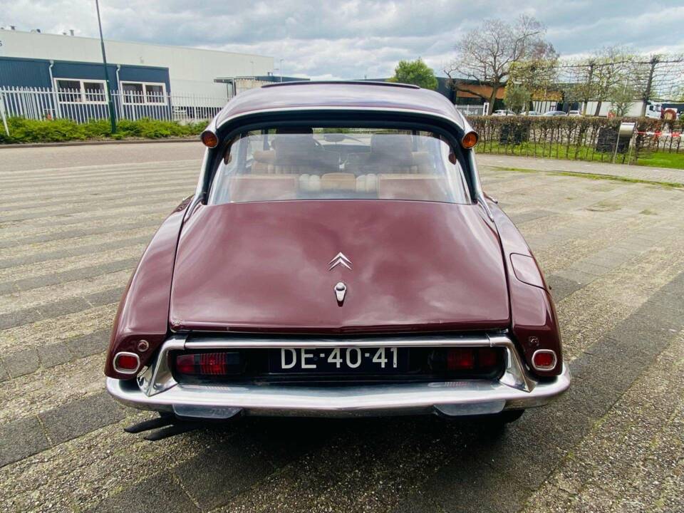 Image 41/50 of Citroën ID 19 (1967)