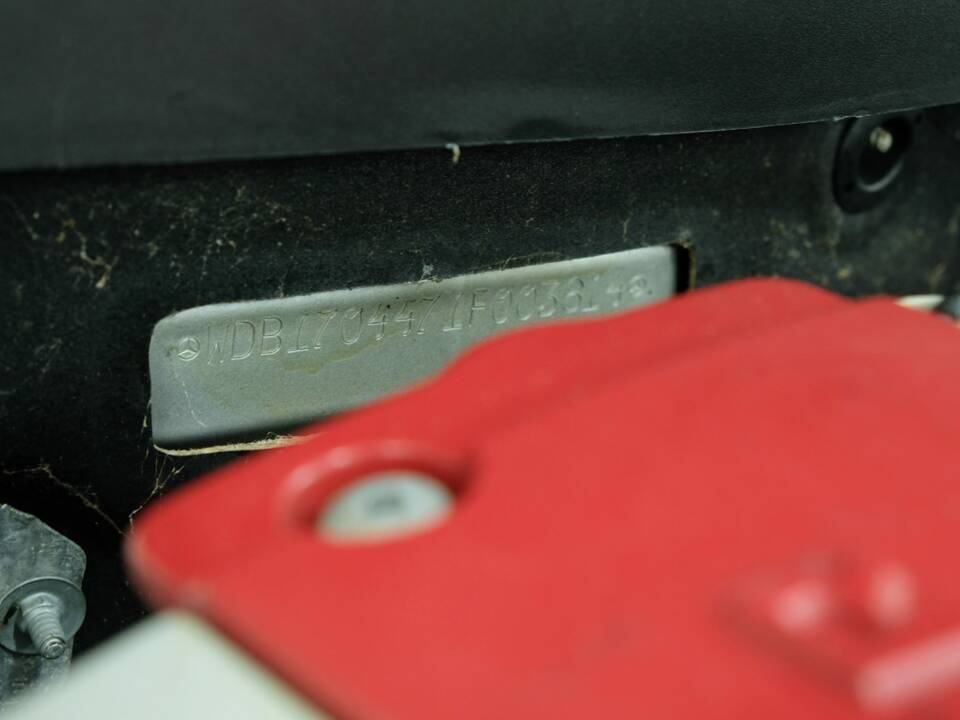 Immagine 16/50 di Mercedes-Benz SLK 230 Kompressor (1996)