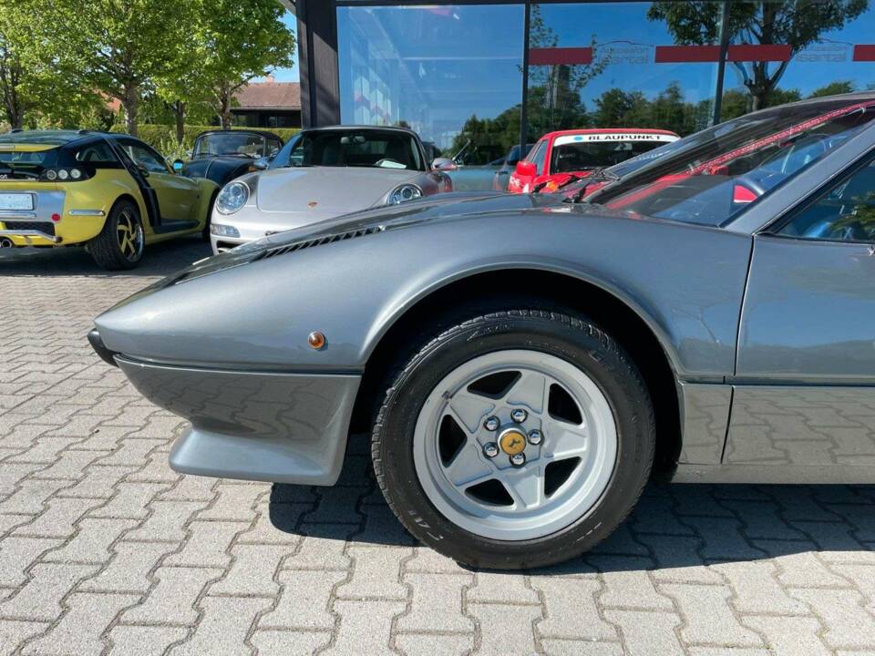 Image 9/20 of Ferrari 308 GTB (1981)