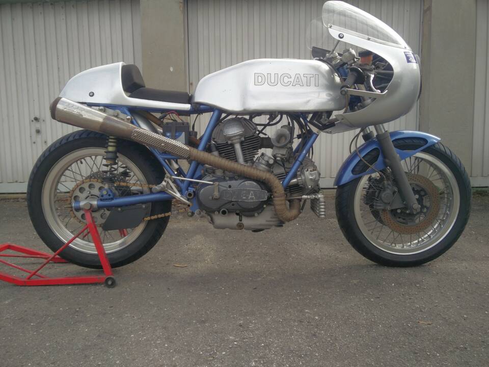 Immagine 6/16 di Ducati 750 Sport (1974)