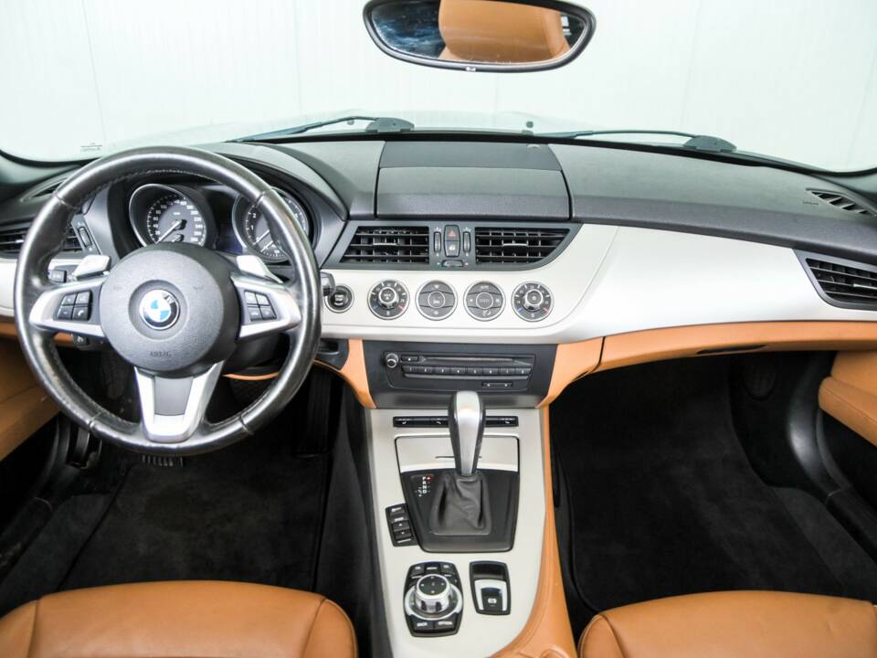 Imagen 7/50 de BMW Z4 sDrive23i (2011)