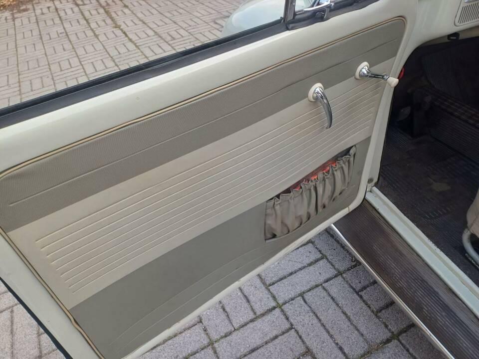 Image 25/36 of Volkswagen Käfer 1200 Autozodiaco (1963)