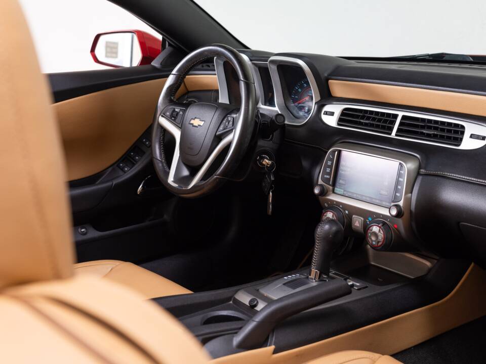 Bild 15/25 von Chevrolet Camaro 3.6L (2015)