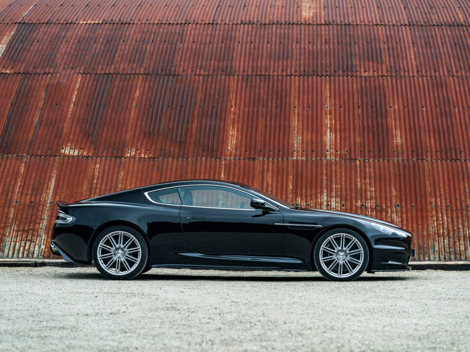 Image 5/36 of Aston Martin DBS (2008)