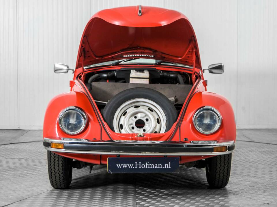 Image 33/50 of Volkswagen Beetle 1200 "Jeans Bug" (1983)