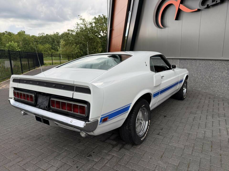 Image 4/50 de Ford Shelby GT 350 (1969)