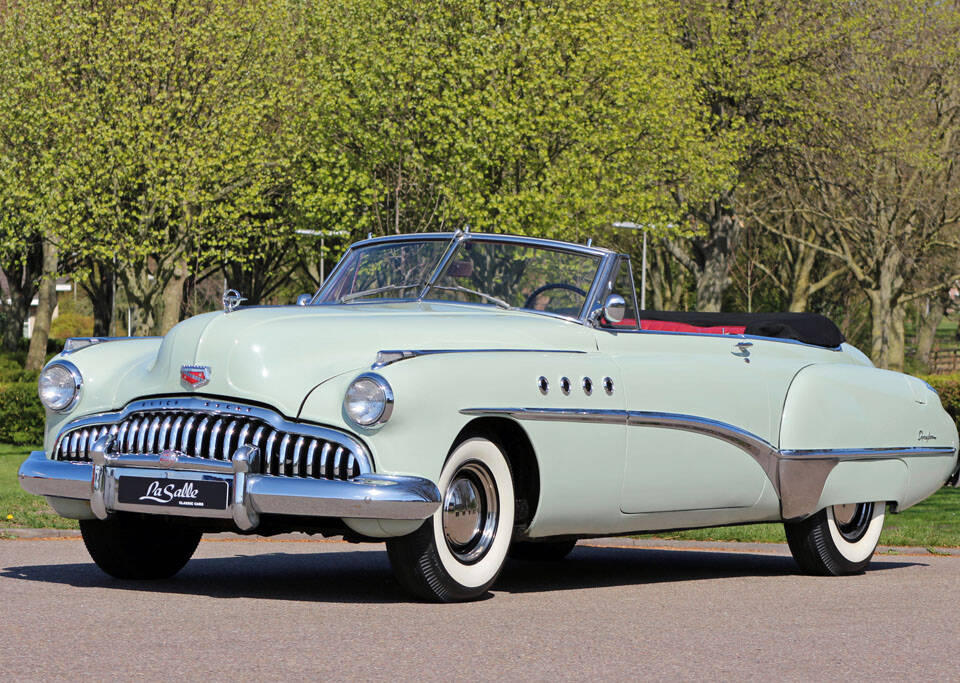 Image 1/27 of Buick Roadmaster (1949)