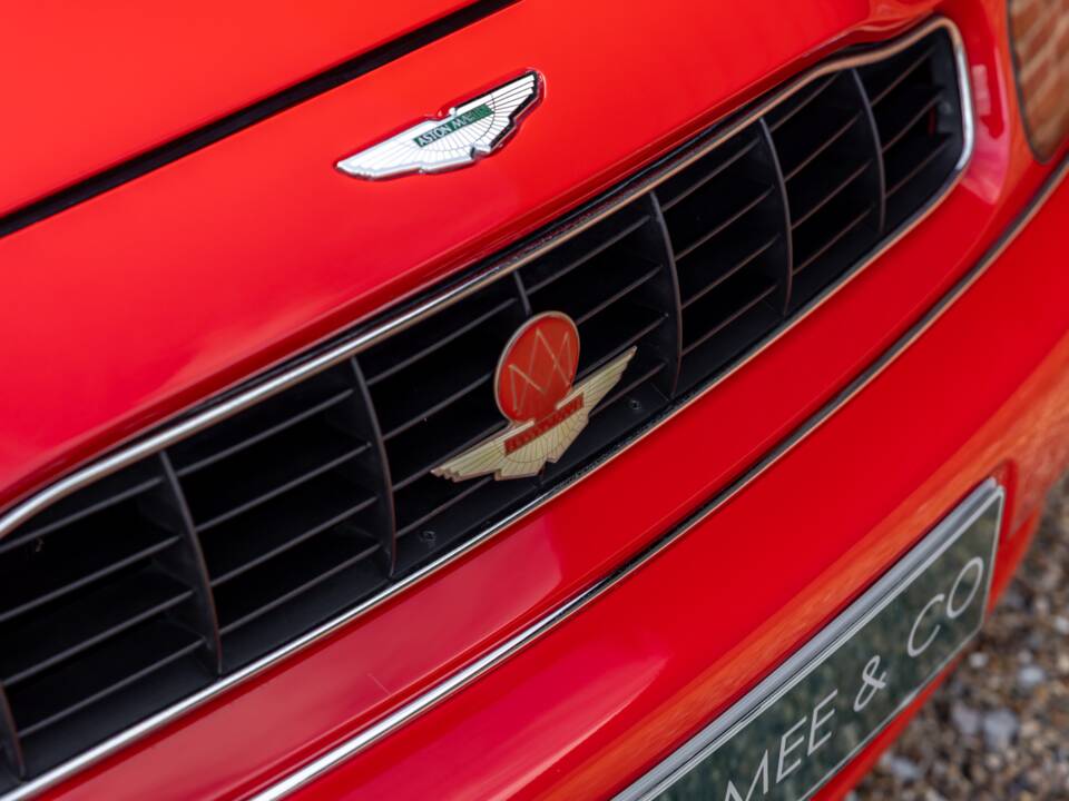 Imagen 10/58 de Aston Martin V8 Coupé (1997)