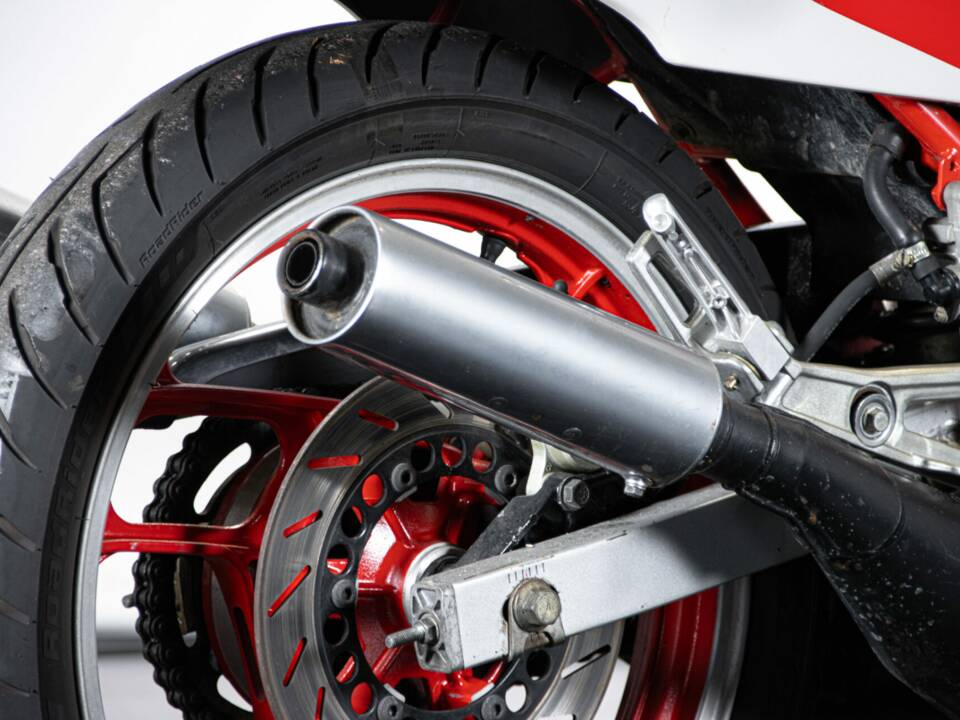 Image 10/50 of Yamaha RD 350 LC (1990)