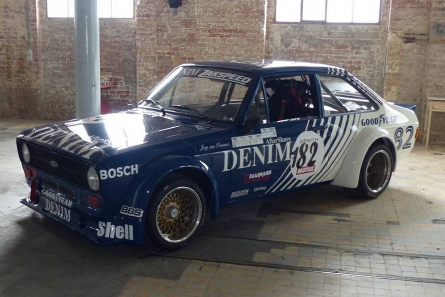 Image 11/41 of Ford Escort Group 4 Rally (1981)