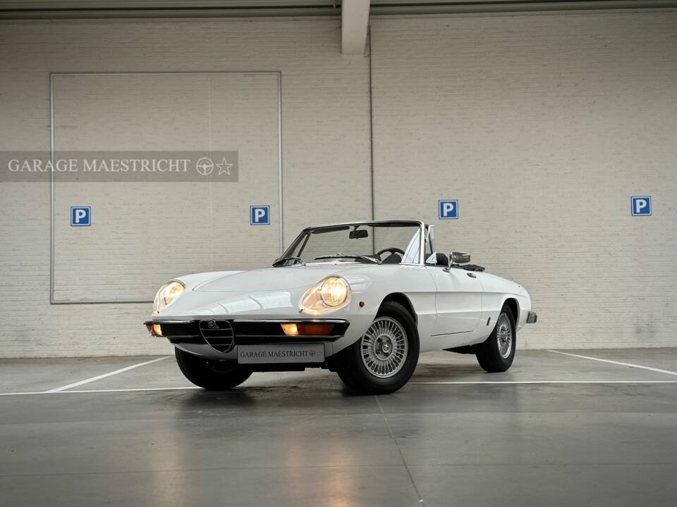 Image 35/95 of Alfa Romeo 2000 Spider Veloce (1980)