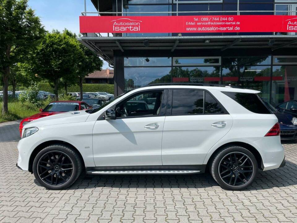 Imagen 5/19 de Mercedes-Benz GLE 350 d 4MATIC (2016)