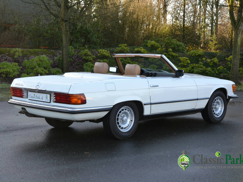 Image 5/41 de Mercedes-Benz 380 SL (1982)