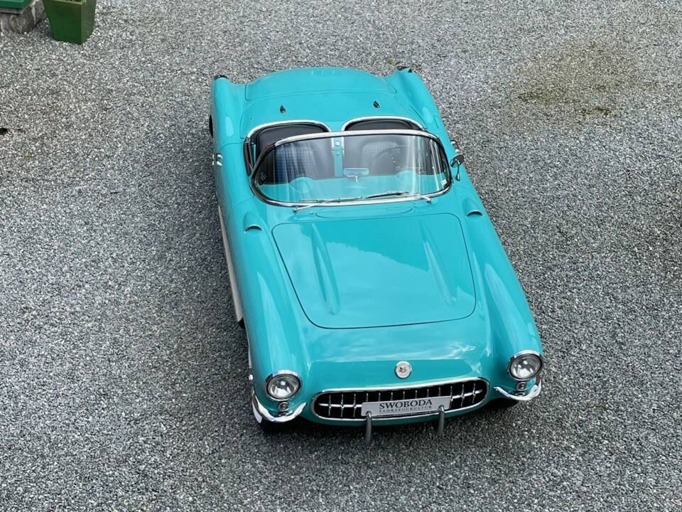 Image 18/71 of Chevrolet Corvette (1956)