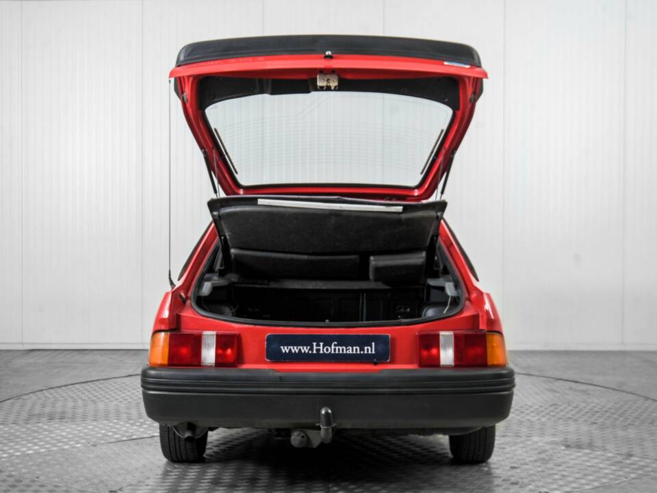 Afbeelding 42/50 van Ford Sierra 2.0 S (1987)