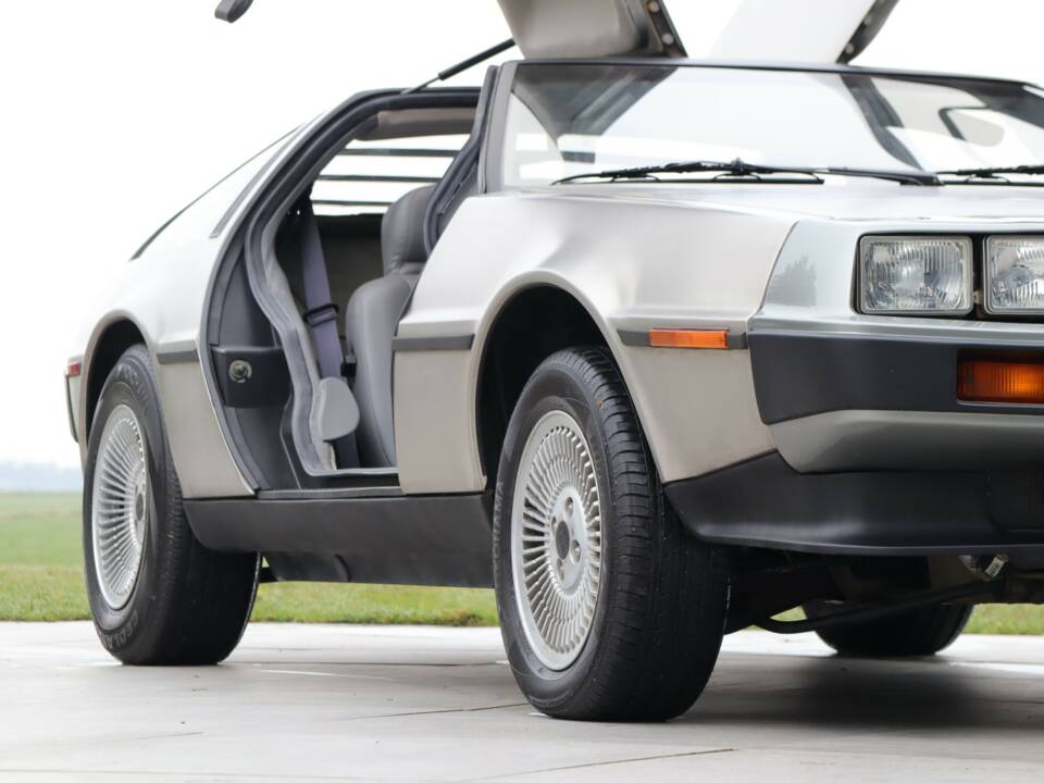 Bild 11/50 von DeLorean DMC-12 (1981)