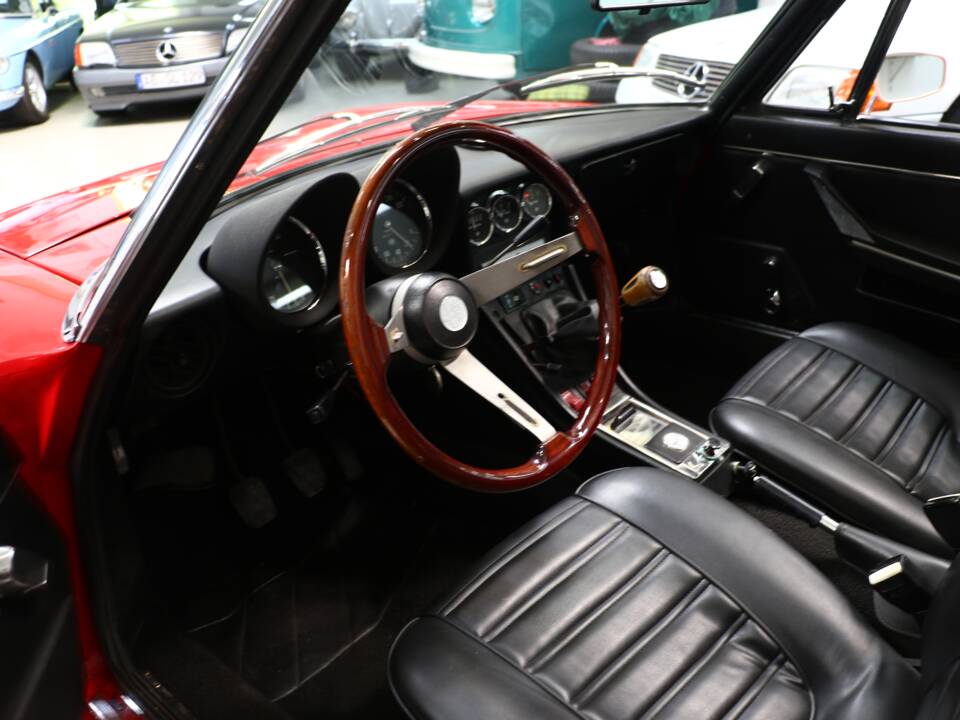 Afbeelding 17/37 van Alfa Romeo 2000 Spider Veloce (1979)