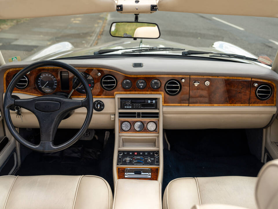 Bild 16/26 von Bentley Continental (1992)