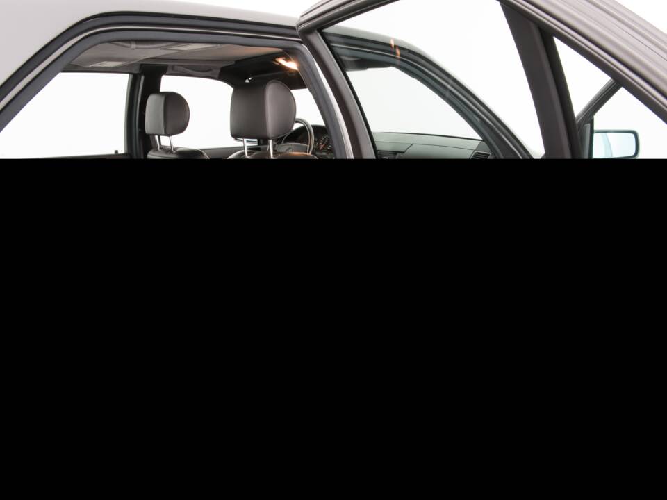Image 14/45 of Mercedes-Benz 500 SEL (1992)