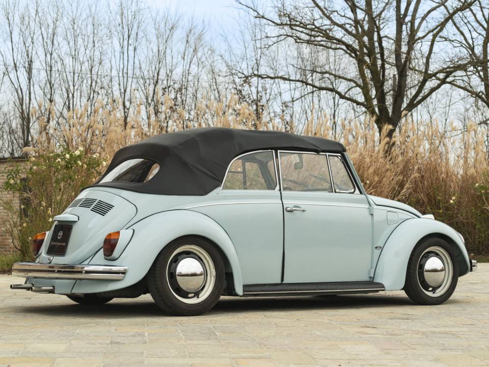 Image 3/43 of Volkswagen Beetle 1500 (1970)
