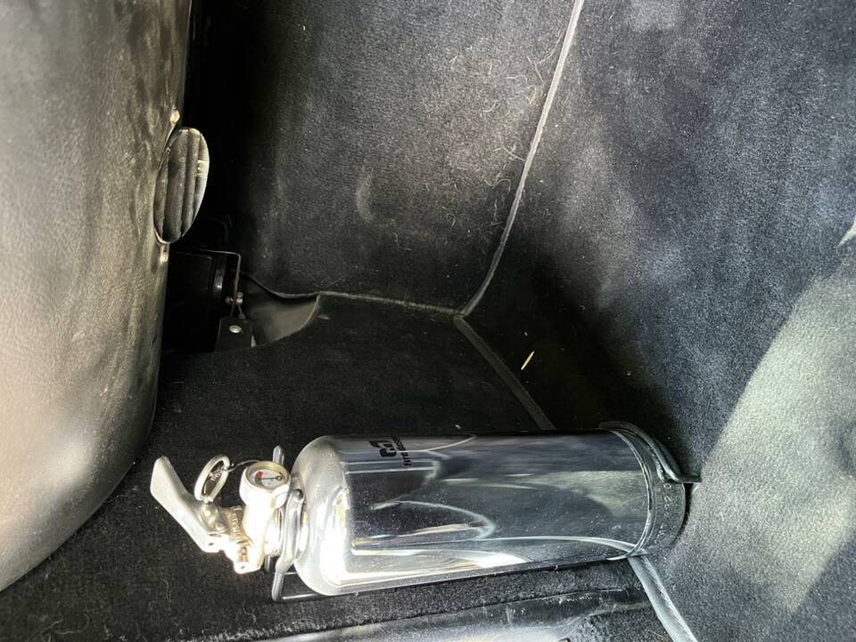 Bild 16/50 von Aston Martin DB 6 Vantage (1966)