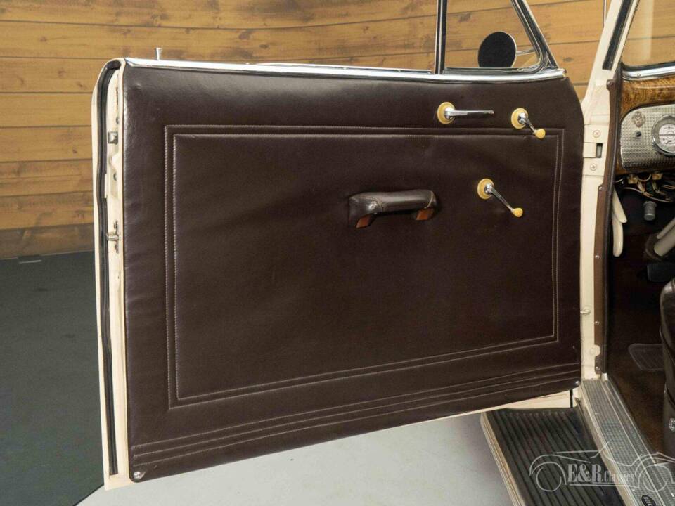Afbeelding 11/19 van Buick Special Serie 40 (1940)