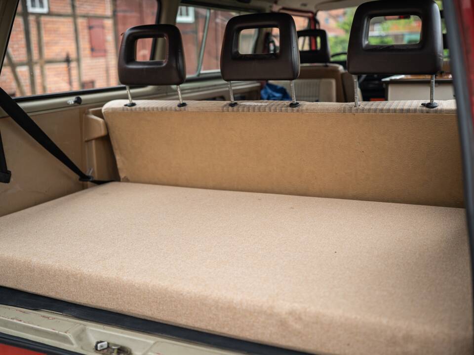 Bild 19/94 von Volkswagen T3 Transporter Syncro 2.1 (G-Kat) (1986)